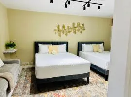 Falcon Breeze-Gated-Security-Airport Pickup Available