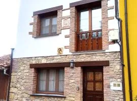 CASA ANGELITA INTRIAGO CANGAS DE ONis