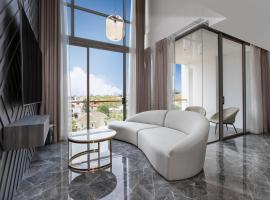 Elite Atoll Serviced Apartments Phuket، فندق 4 نجوم في شاطئ راوايْ