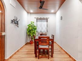 Private 2bhk Villa - 2 min walk to bogmalo beach and 5 mins drive to Dabolim Airport, Hotel in Bogmalo Beach