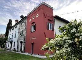 Apartment in Castle 27 Leonardo da Vinci street