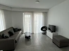 3 Bedrooms Flat at Naxxar
