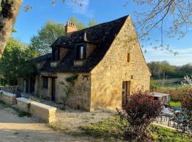 Maison Périgourdine près de Bergerac avec Spa privé, hotel v destinaci Monsac