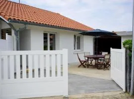 Maison tout confort 6 personnes à 300m de la plage - Clim & Wifi