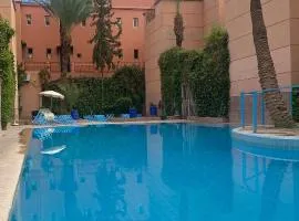 Riad zineb privé trois étage trois piscines et jacuzzi