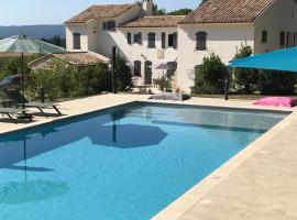 La Rabastide, hotel v destinaci La Garde-Adhémar