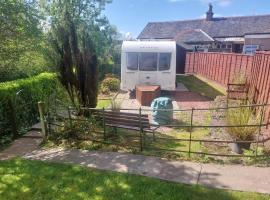 Railway cottage caravan, kemp v destinaci Oban