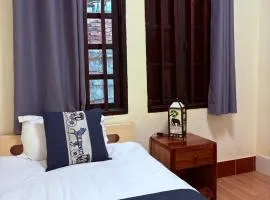 Manotemple Guest House