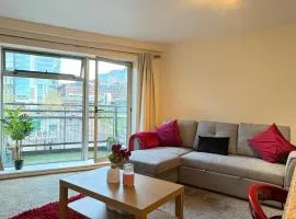 Central Snow Hill Apt Free Parking Balcony