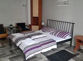 Apartament nad jeziorem (III)