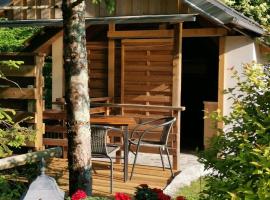 Glamping Narnia、ボヴェツのホテル