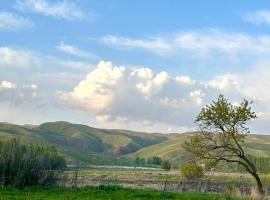 Authentic house, hotel v destinaci Imeni Karla Marksa