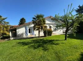 Maison à Lourdes, avec jardin