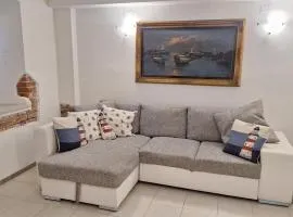 Toloma APARTMENT