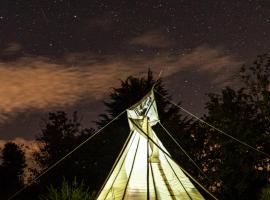 Tipi Nature Bien-être - Expérience Insolite Tout Confort, Hotel in Bragny-sur-Saône