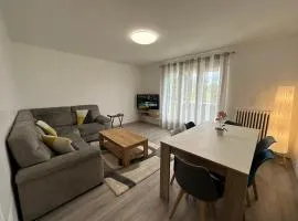 Appartement Lumineux avec Balcon