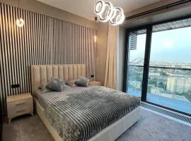 Luxury flat with a view of a city! 19th floor