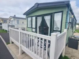 Private Caravan to Hire - Marton Mere Haven Holiday Village