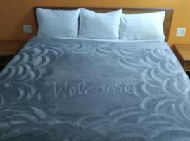 King Bed Hotel Studio 210, ξενοδοχείο σε Livingston
