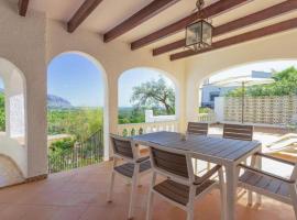 Villa with great view, hotel di Benidoleig