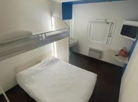 Unisotel Bollène A7 Ex-Hotel F1