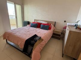 Appartement de lux a marina golf asilah, hotel in Asilah