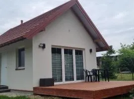 Przy polnym wzgórzu