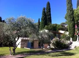 Maisonnette dans un parc du 18ème