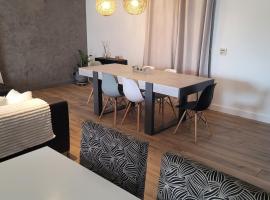 Villa moderne avec toutes les commodités, proche de la mer, Hotel in Bernis