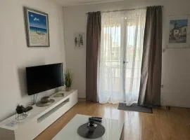 Dorian's Coastal Hideaway