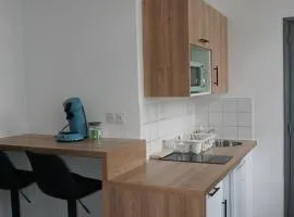 Studio bien placé, accès rapide A2 et centre
