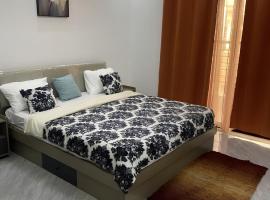 Chambre 3S meubl&eacute;e avec balcon &agrave; Ngor Almadies Dakar, penzion v destinaci Dakan