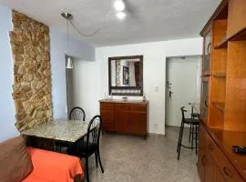 Lindo apartamento em Icaraí perto de tudo.