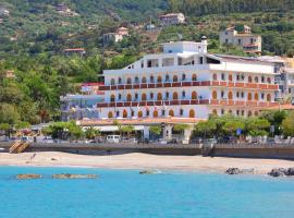Hotel La Tartaruga, hotel Capo dʼOrlandóban