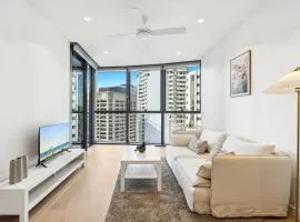 Brisbane 1BR with Pool, Spa, Sauna and Balcony
