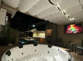 11 huespedes, Jacuzzi y Parrilla, hotel in Cochabamba