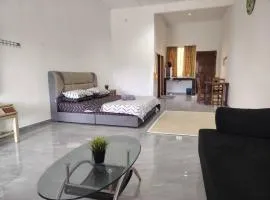 Belebar Studio Room Taman Negara Pahang Malaysia