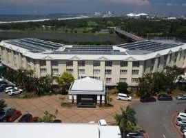 The Riverside Hotel