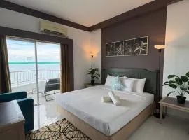 Seaview Deluxe Rainbow Paradise Tg Bungah 8pax
