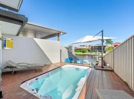 Lux Waterfront Villa with Magnesium Spa - The Goldie