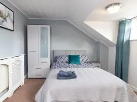 Thornbury Guest House Room 8