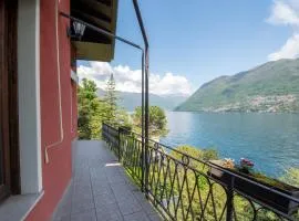 Villa Glicine, by R Collection apartment