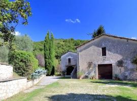 Il Gallo d' Oro - Pulcino, ξενοδοχείο σε Borgo Velino