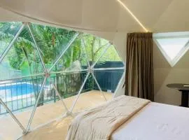 Rivergreen resort