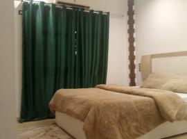 شقه مفروشة فندقي, hotel v destinaci Madinaty