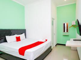 RedDoorz near Candi Prambanan 3 Yogyakarta, hotel em Kenaran