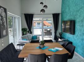 LUX PENTHOUSE Klopeiner See Apartment Ferienwohnung FeWo, golfový hotel v destinaci Sankt Kanzian