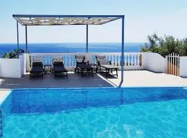 Silver Moon Villa