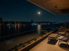 Luxury Apartment with Direct Nile View