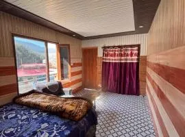 Omji - Susharda Sewa Sansthan Jankichatti Near Yatra Starting Point, Yamunotri